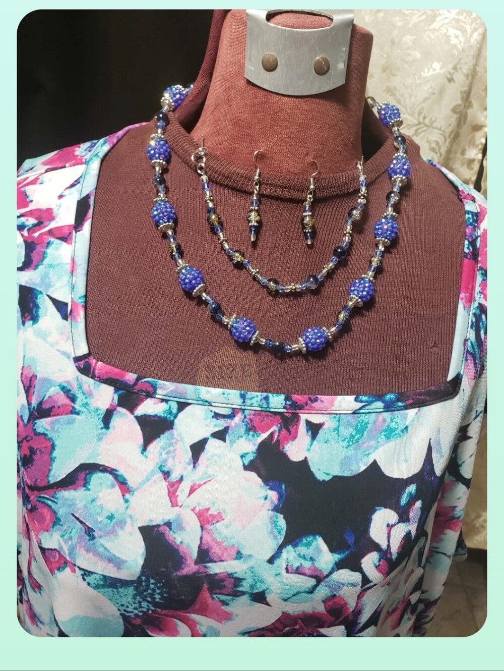 Women's Jewelry Set - Picture 7 of 8